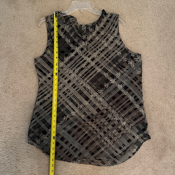 CAbi Graph Blouse - Picture 12 of 12